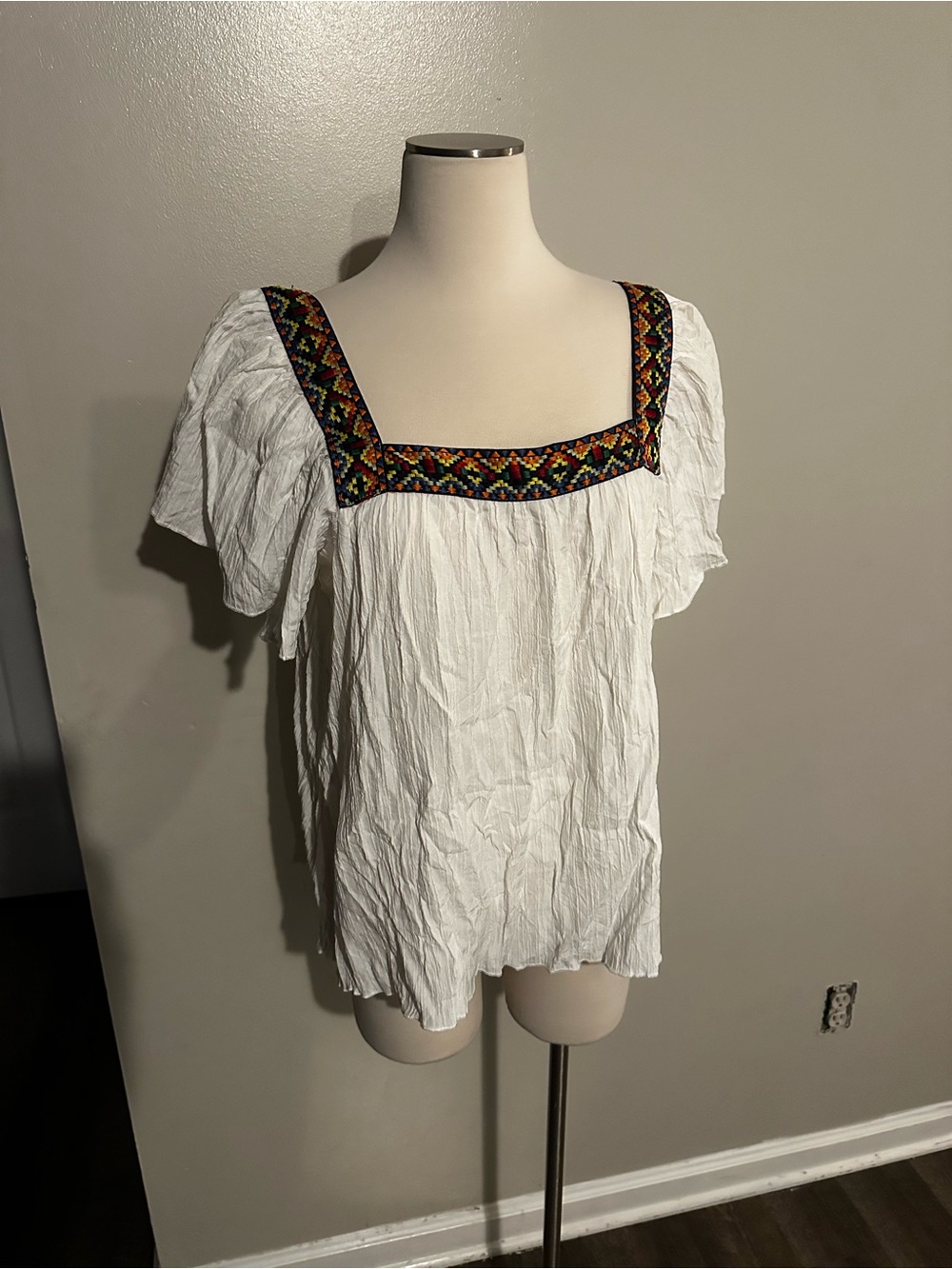SHEIN White Peasant Top with Multicolor Embroidered Square Neck